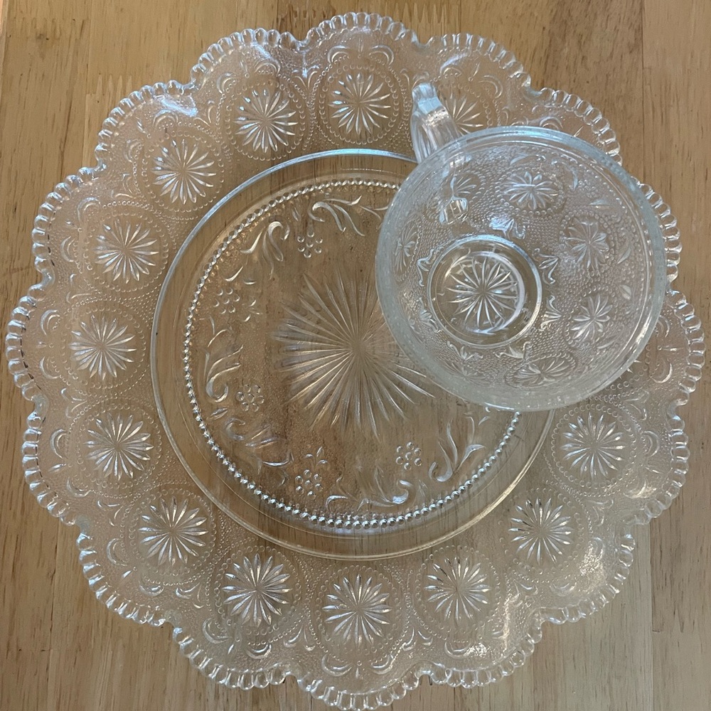 1960’s Brockway glass plate with mug set.